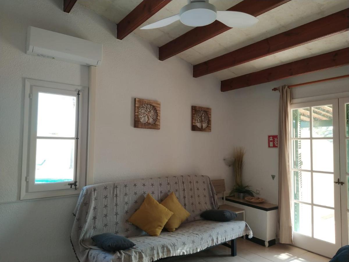 Apartamento Con Piscina Y Terraza En Ciudadela De Menorca Cala'N Blanes (Menorca) Bagian luar foto