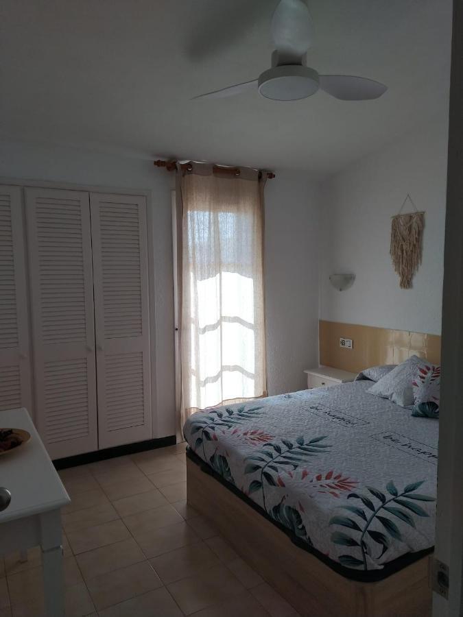 Apartamento Con Piscina Y Terraza En Ciudadela De Menorca Cala'N Blanes (Menorca) Bagian luar foto